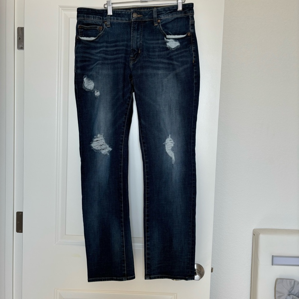 American Eagle Outfitters Men’s Slim Straight Distressed Blue Jeans size 33/32